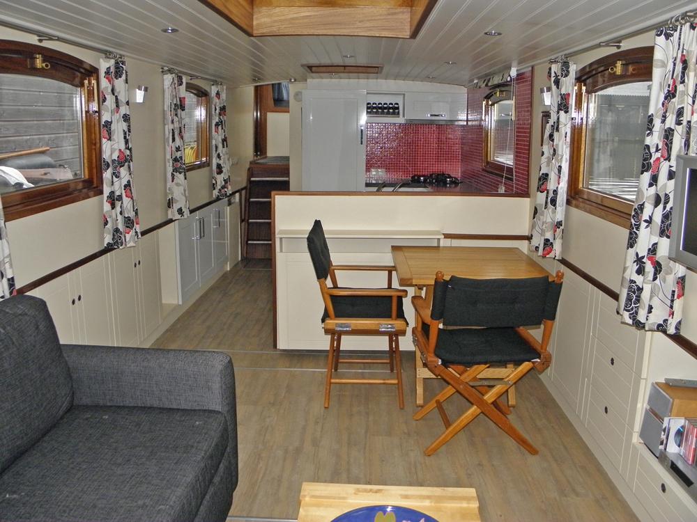 Vorschiff, Innenausstattung